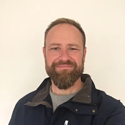 Rasmus Aagaard, tømrermester hos Tømrer & Tagdækker Firmaet Gilleleje